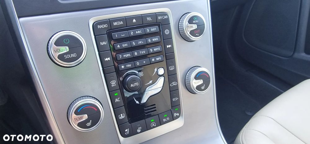 Volvo S60 - 16