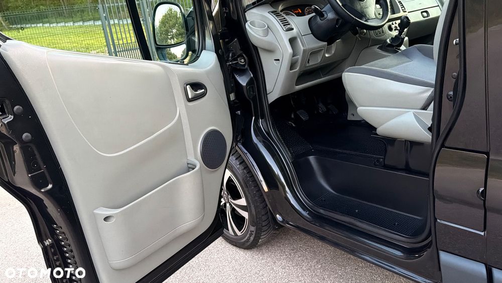 Opel Vivaro - 35