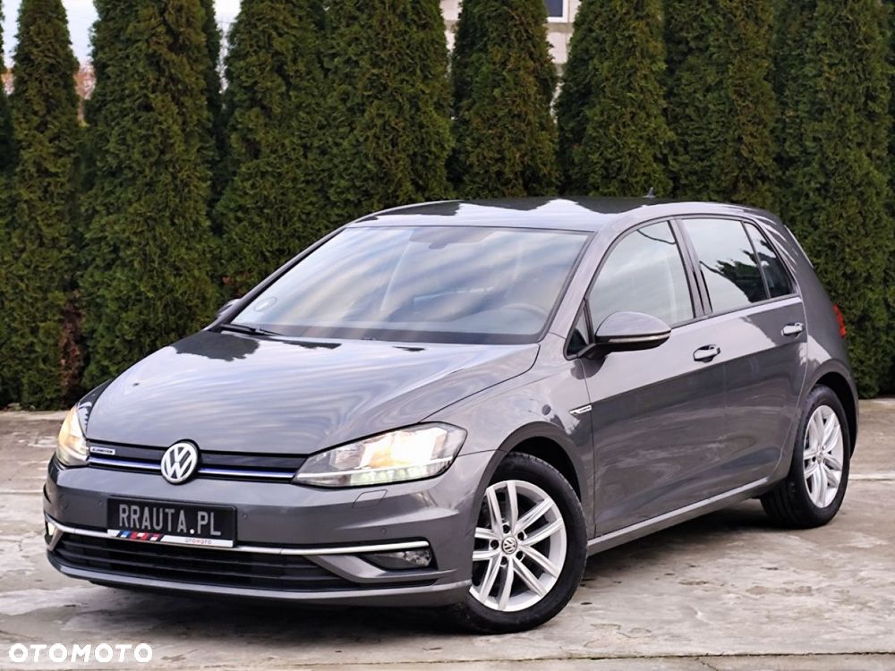 Volkswagen Golf - 25