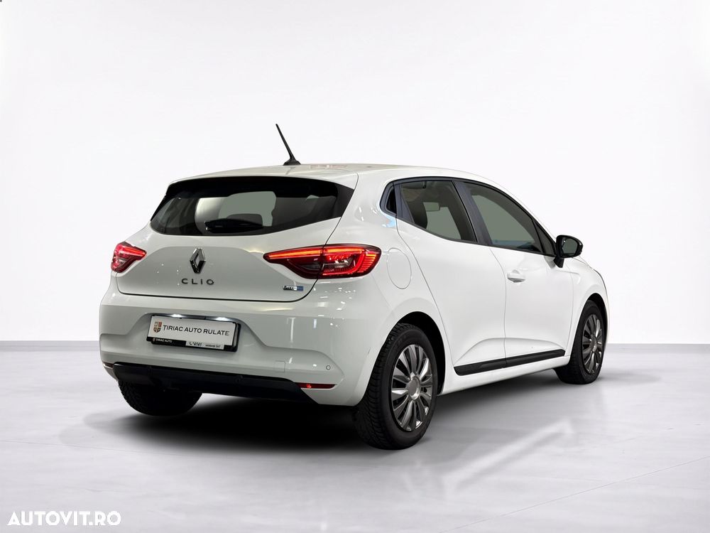 Renault Clio - 6