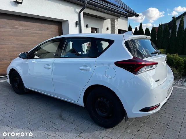 Toyota Auris 1.33 VVT-i Active - 3