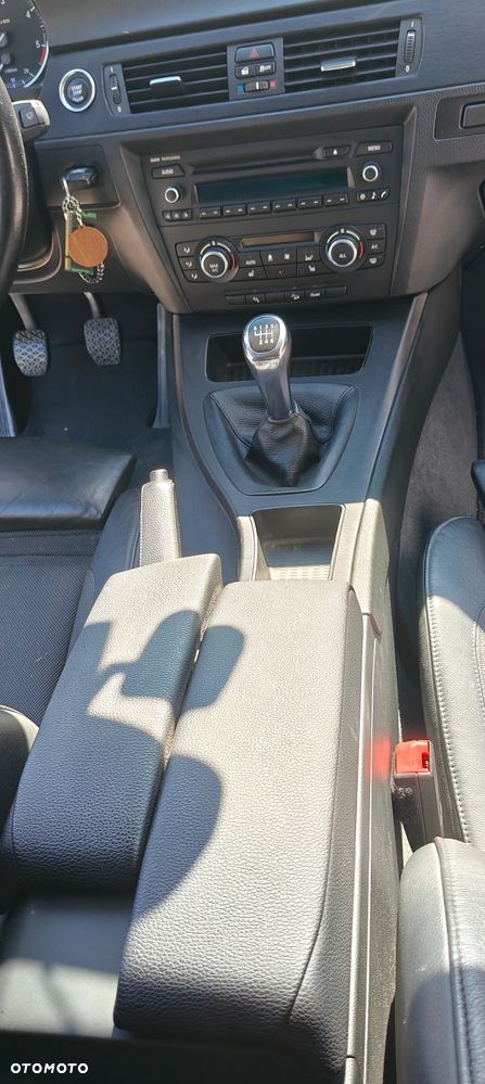 BMW Seria 3 320d DPF - 19