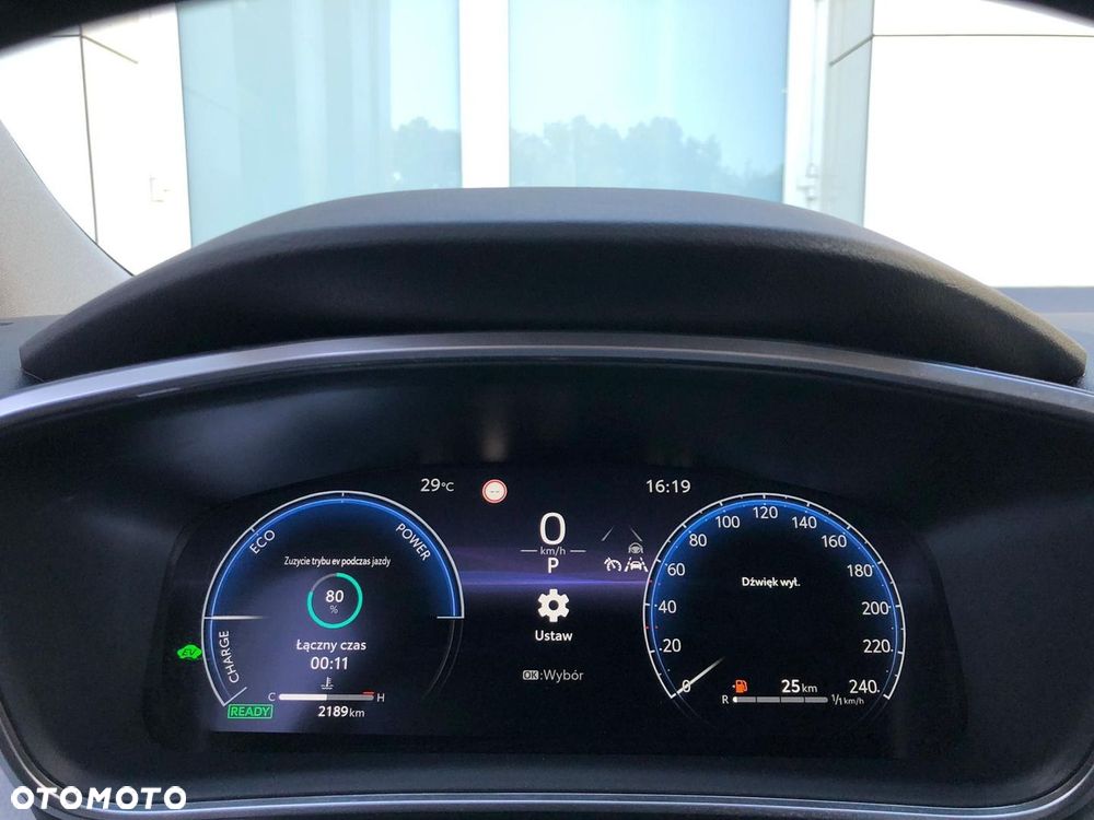 Toyota Corolla 1.8 Hybrid Executive - 26