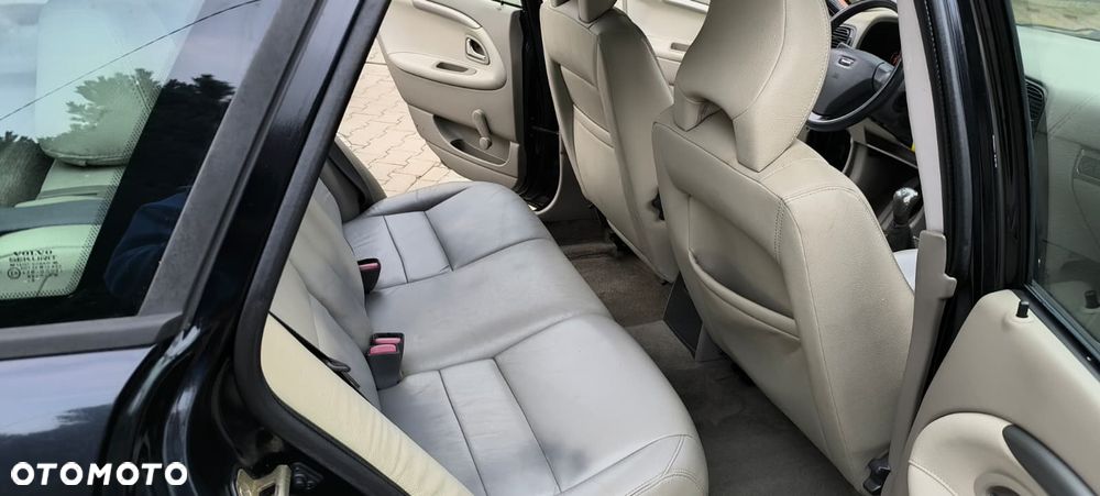 Volvo V40 2.0 '75' Elegance - 9