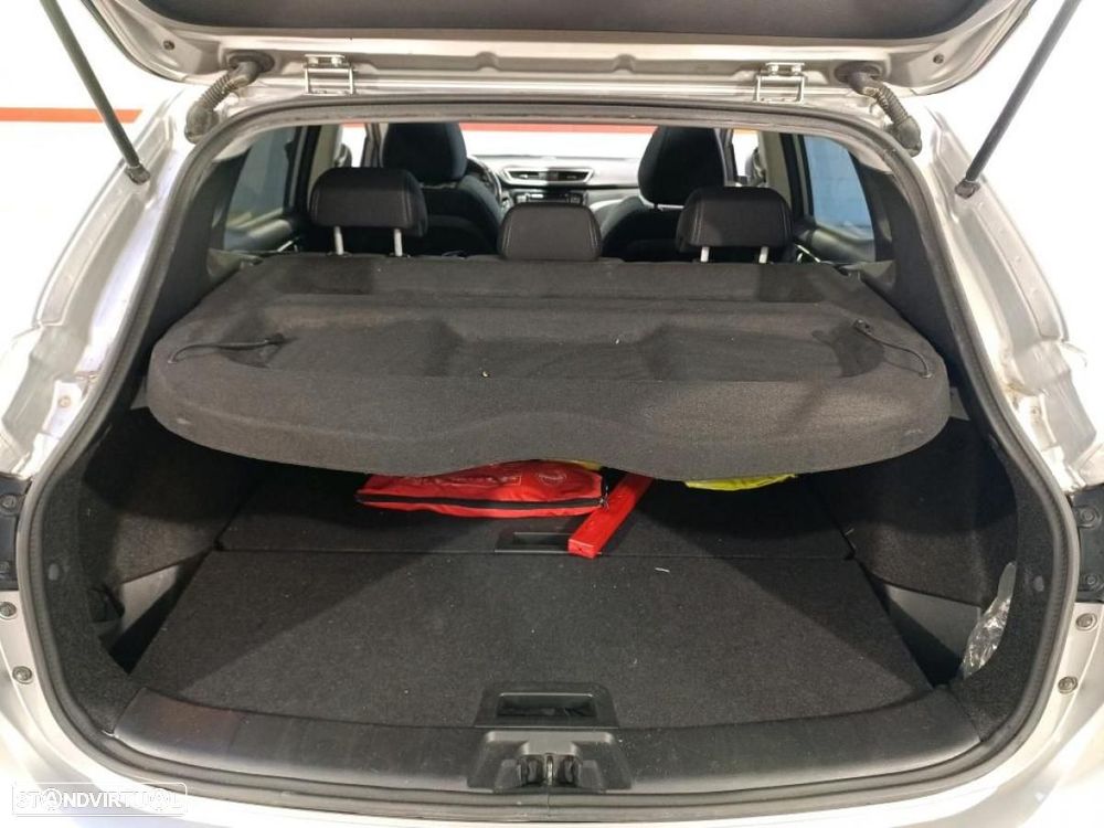 Nissan Qashqai 1.5 dCi N-Connecta Business - 7