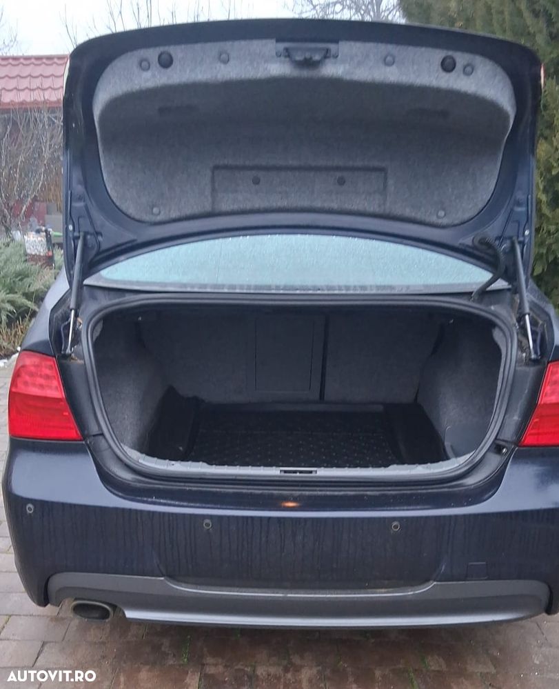 BMW Seria 3 320d - 7