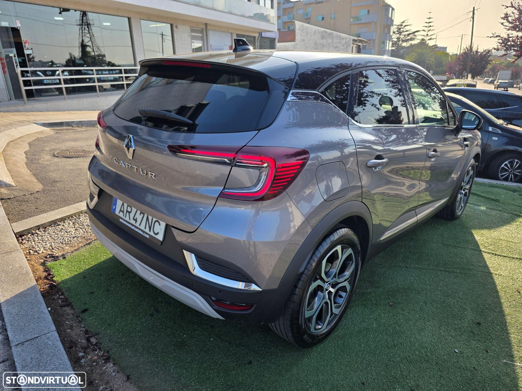 Renault Captur 1.0 TCe Exclusive - 29