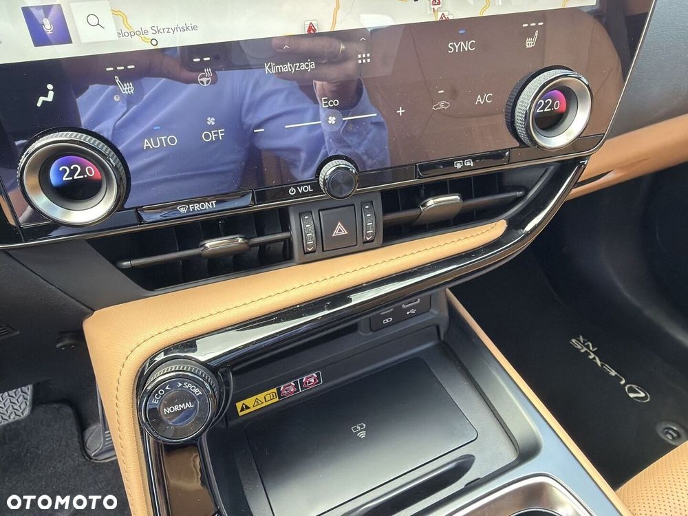 Lexus NX 350h Prestige AWD - 23
