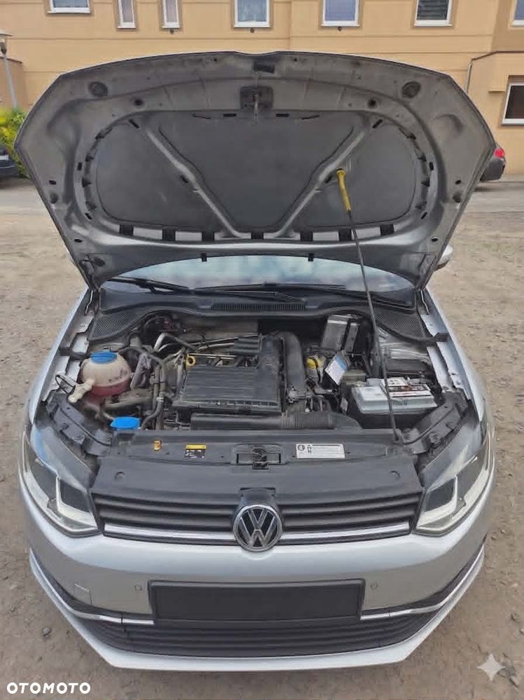 Volkswagen Polo 1.2 TSI BMT Highline - 9