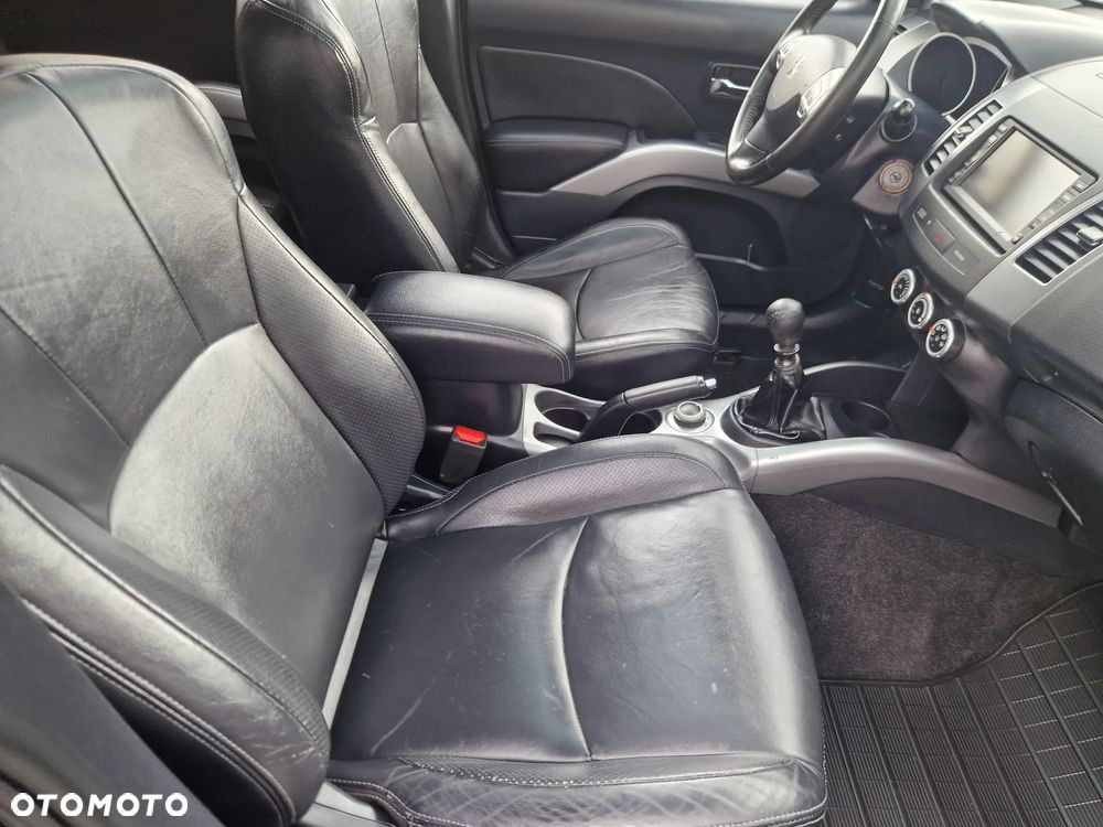 Peugeot 4007 2.2HDi Platinum - 25