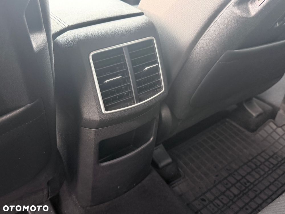 Kia Sportage 1.6 T-GDI MHEV L 2WD DCT - 13
