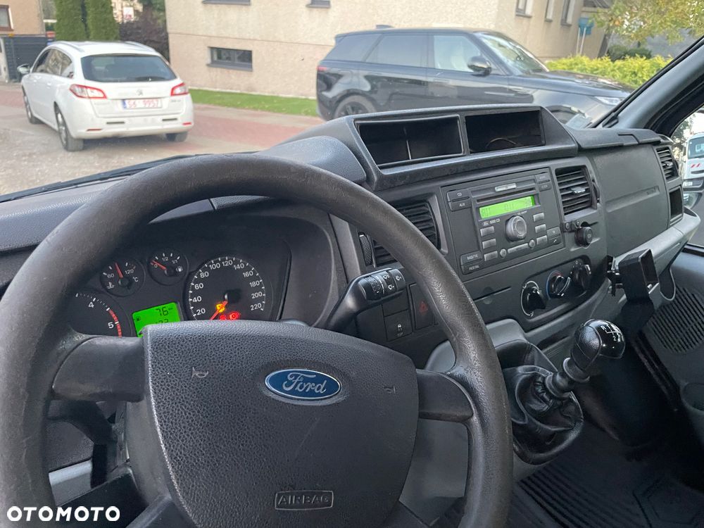 Ford Transit - 21