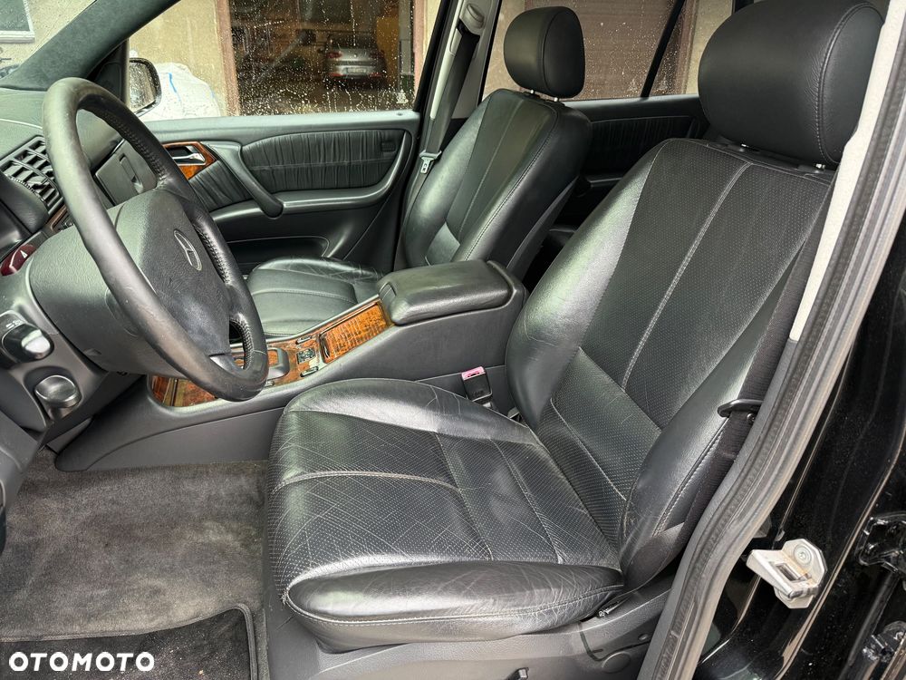 Mercedes-Benz ML - 20