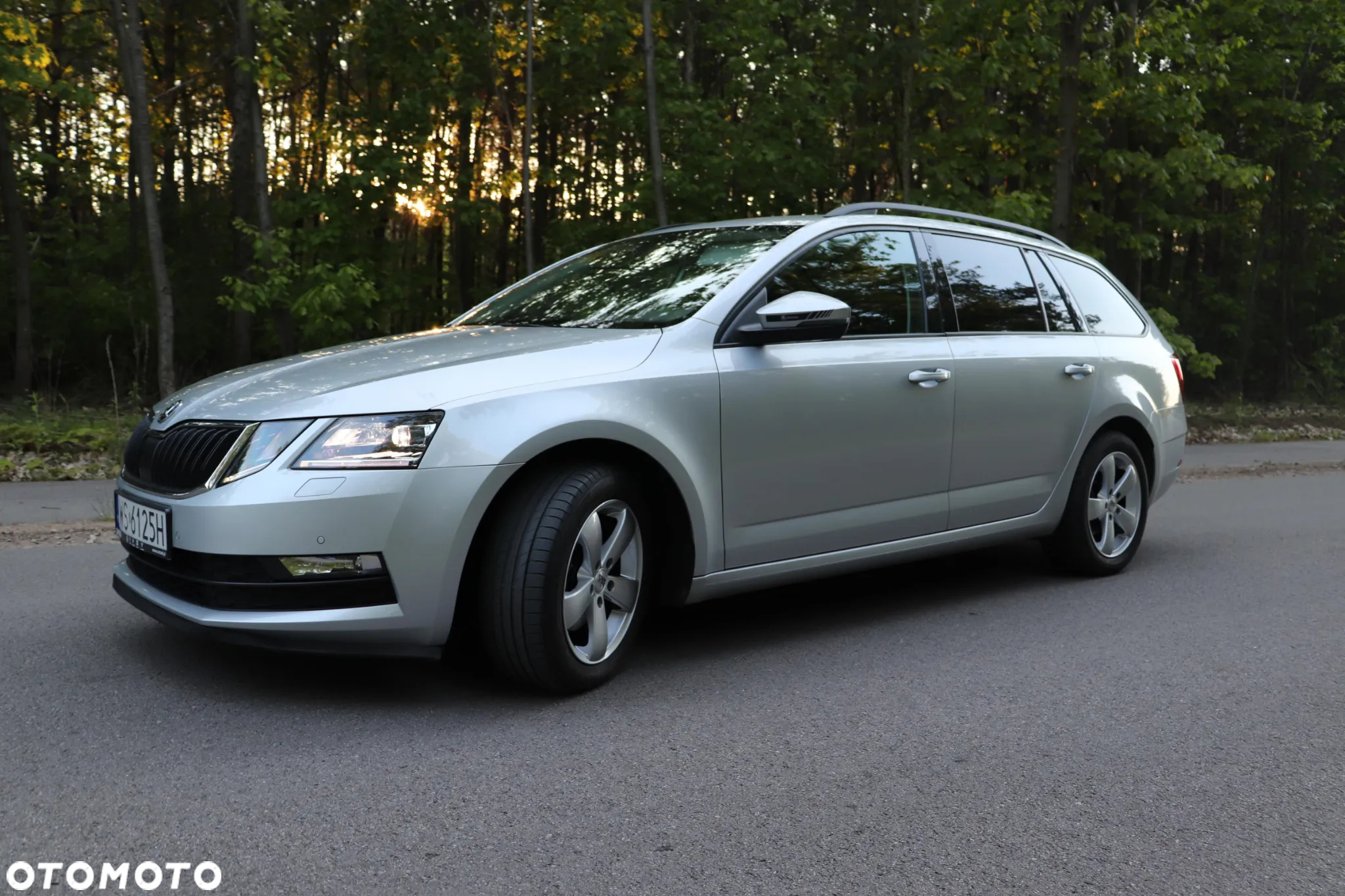Skoda Octavia 2.0 TDI 4x4 Ambition DSG - 6