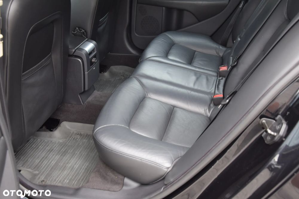 Volvo S80 2.5T Momentum - 21