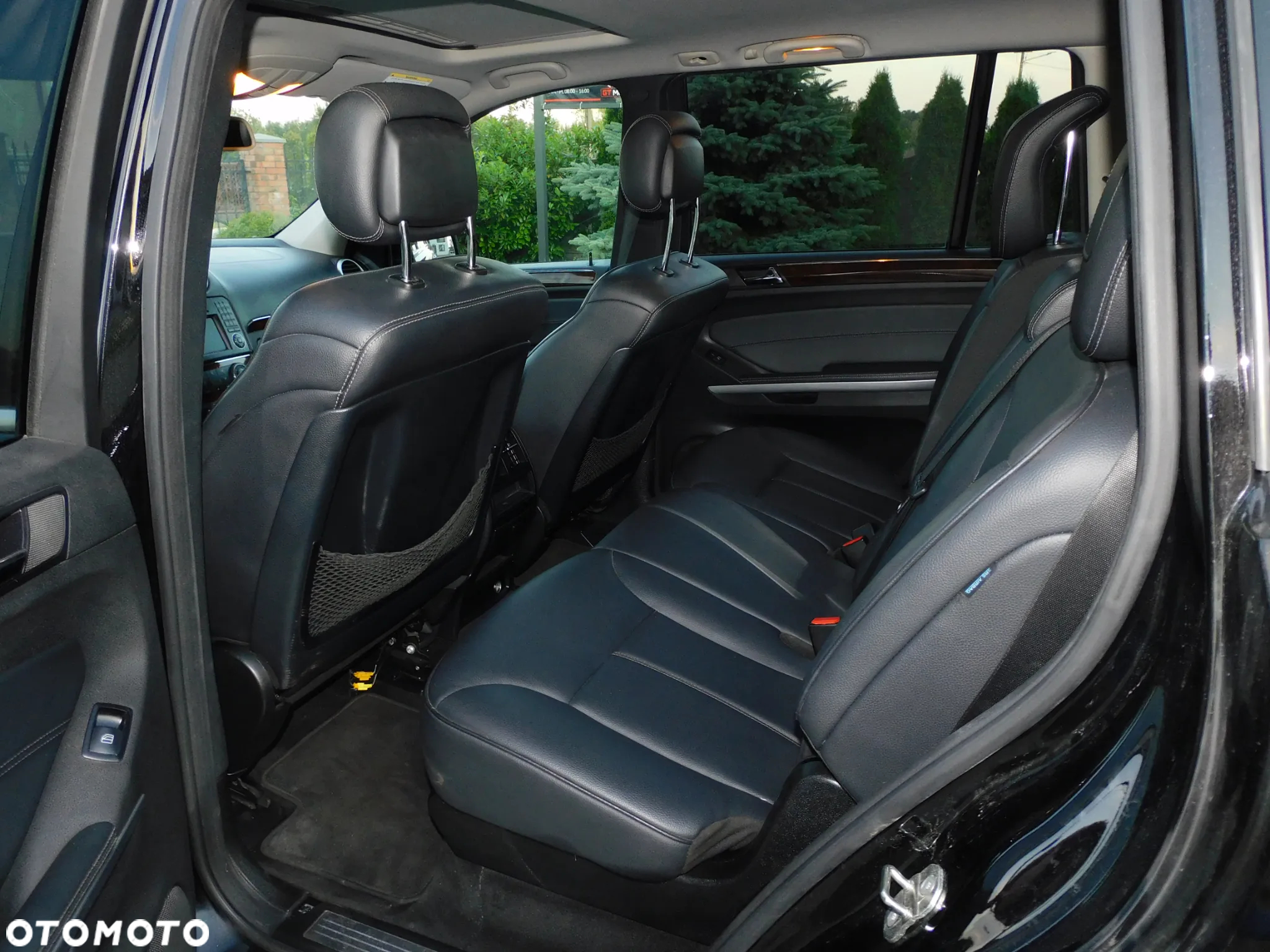 Mercedes-Benz GL 450 - 12