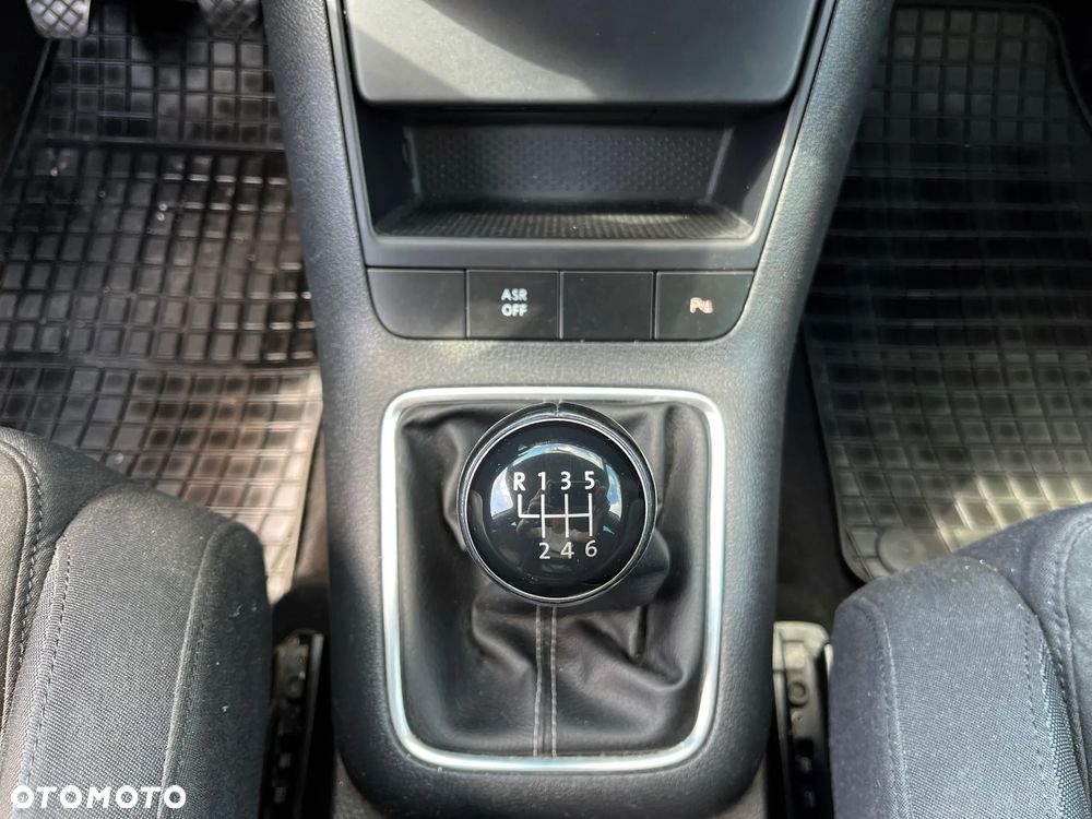 Volkswagen Golf Plus - 22