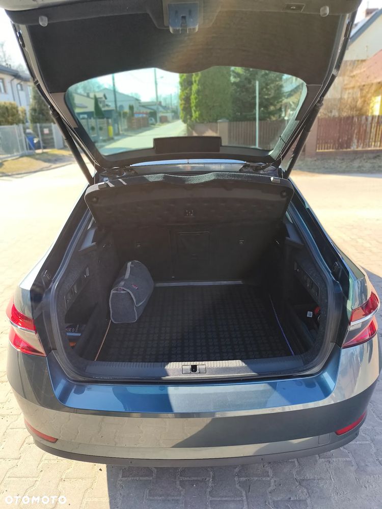 Skoda Superb ver-2-0-tdi-ambition - 10