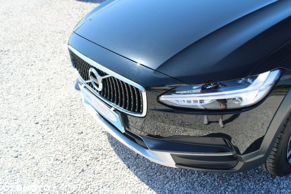 Volvo V90 Cross Country D4 AWD - 16