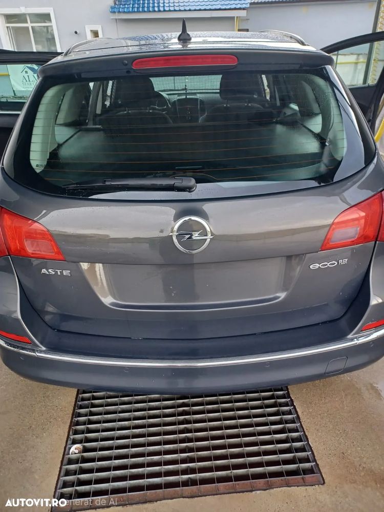Opel Astra 1.6 CDTI ECOTEC Excite - 2