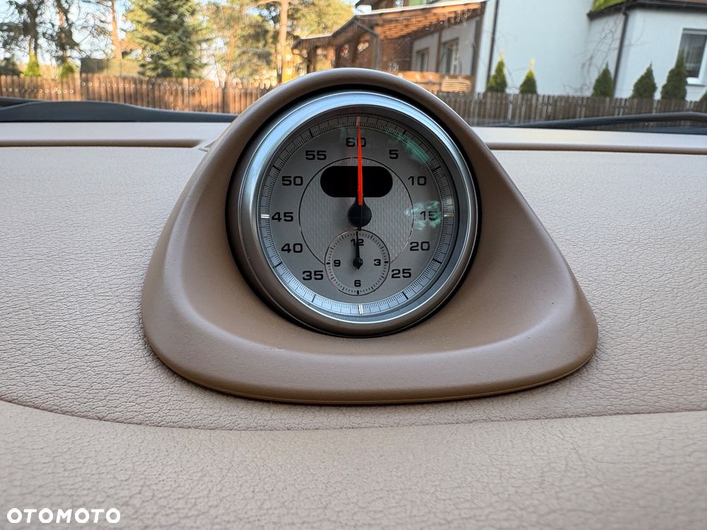 Porsche 911 Carrera 4 S Tiptronic - 17