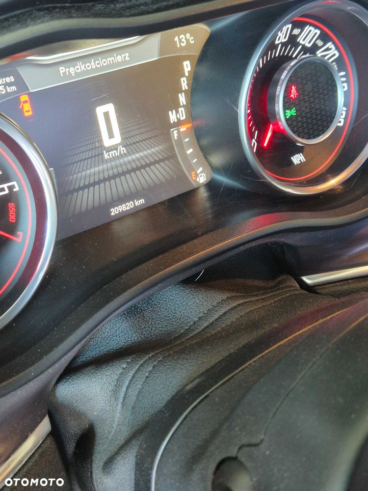 Dodge Challenger - 4