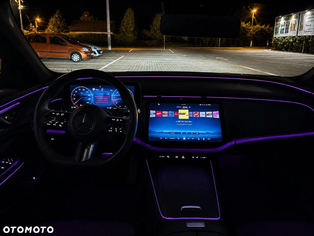 Mercedes-Benz Klasa E 220 d 4Matic 9G-TRONIC Edition AMG Line - 14