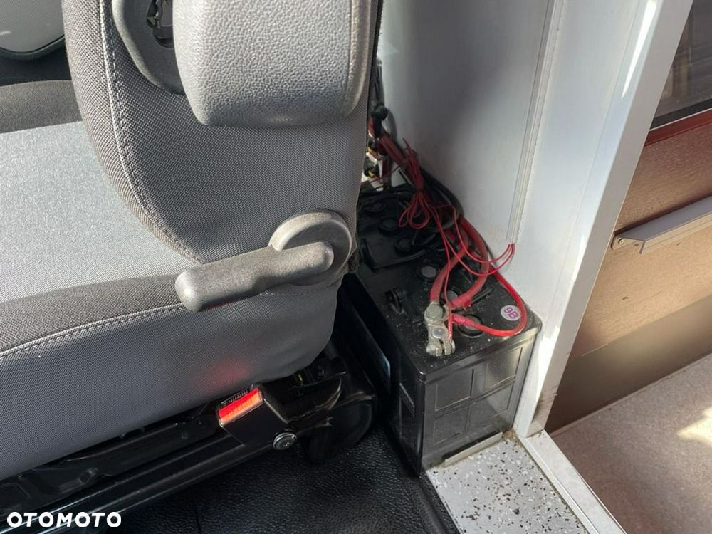 Renault Master - 25