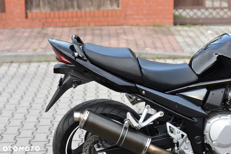 Suzuki Bandit - 10