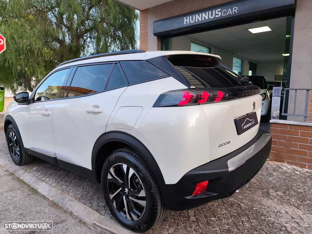 Peugeot 2008 PureTech 130 EAT8 Allure Pack - 22