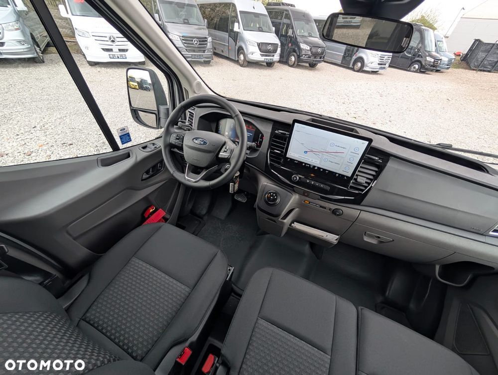 Ford Transit - 18