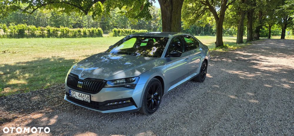 Skoda Superb 2.0 TDI Sportline DSG - 3