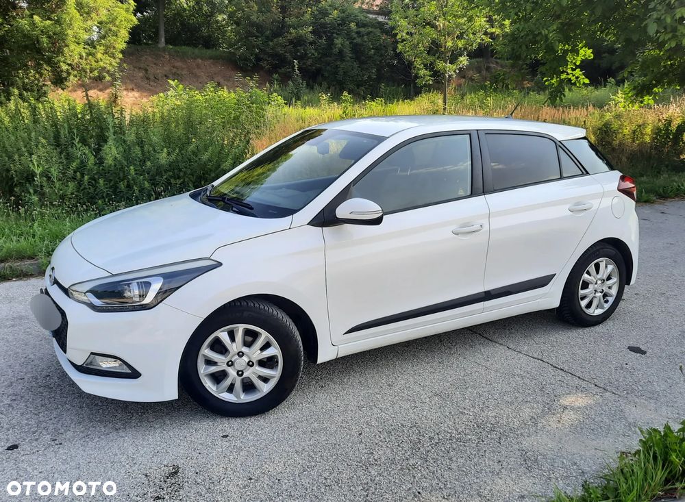 Hyundai i20 1.2 GO - 25