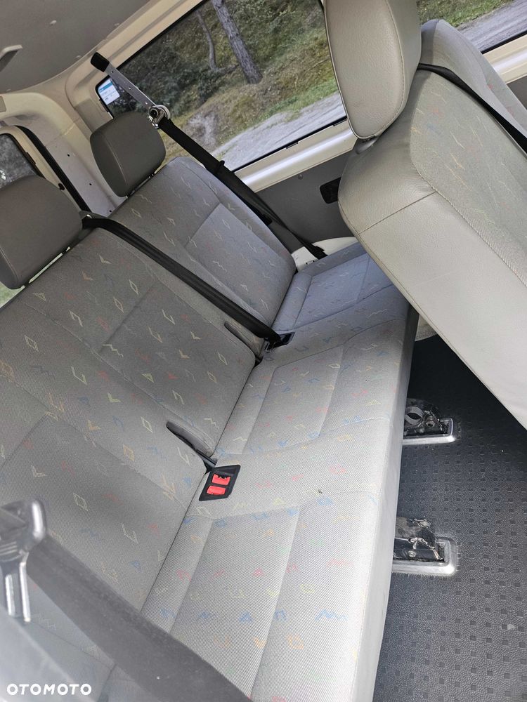 Volkswagen Transporter - 6