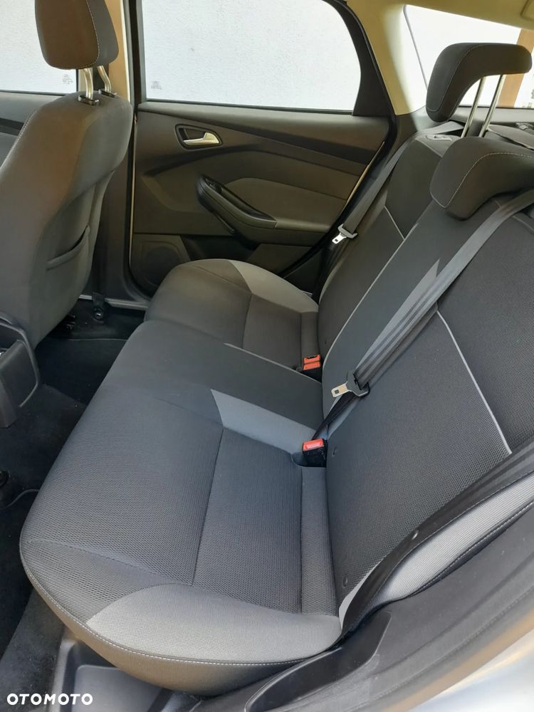 Ford Focus - 11