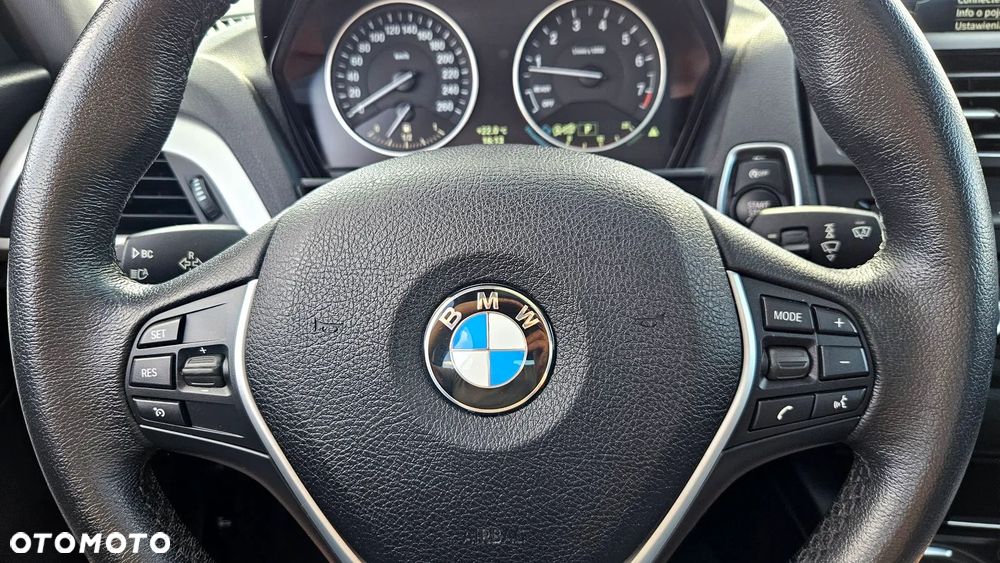 BMW Seria 1 118i Sport Line - 9