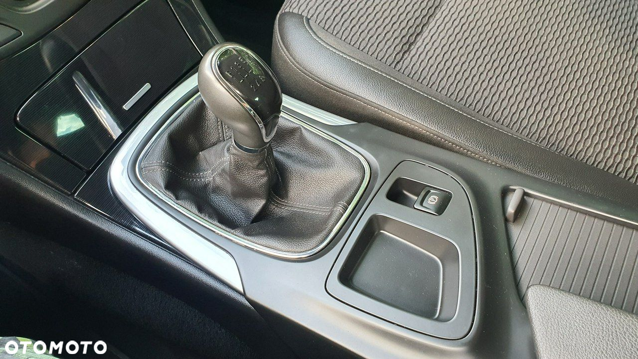 Opel Insignia 2.0 T Edition S&S EU6 - 27