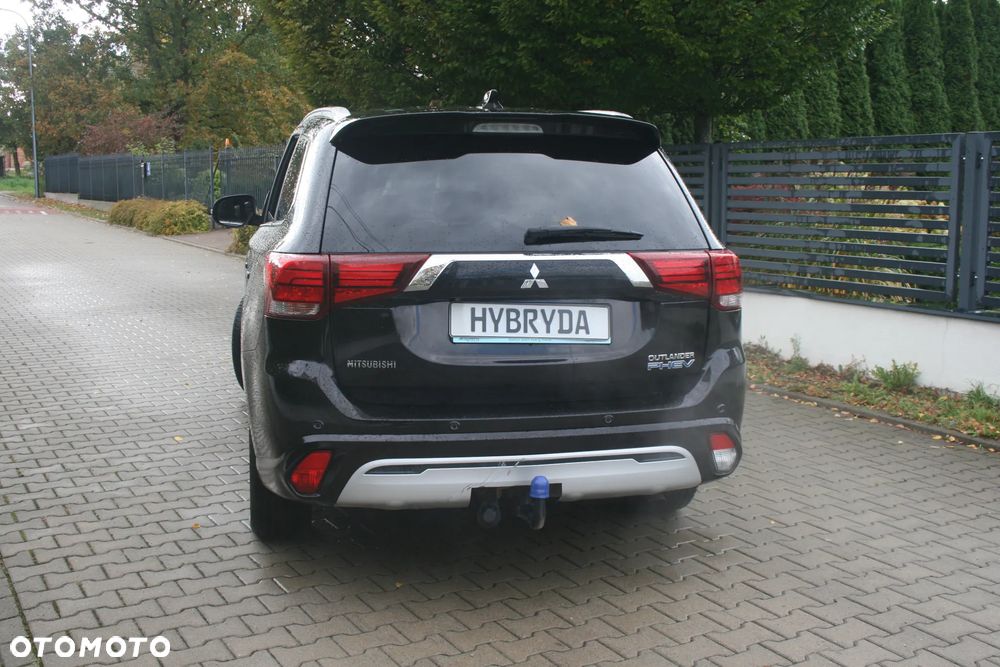 Mitsubishi Outlander - 29