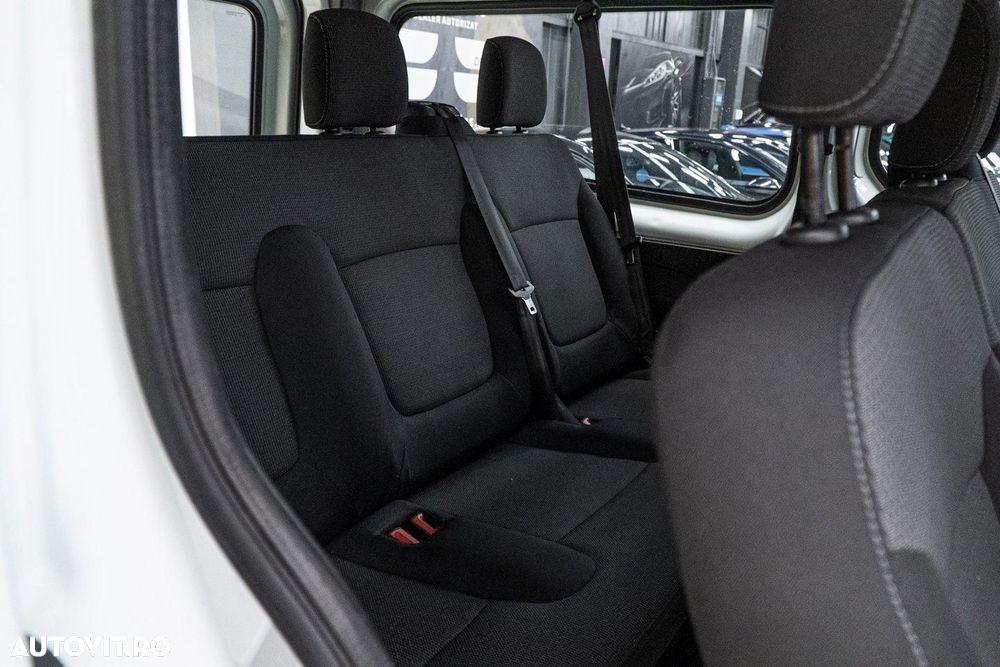 Renault Trafic 2.0 Blue dCi 120 Combi L2H1 8+1 locuri Authentique - 19