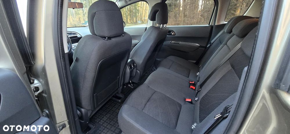 Peugeot 3008 1.6 Active - 13