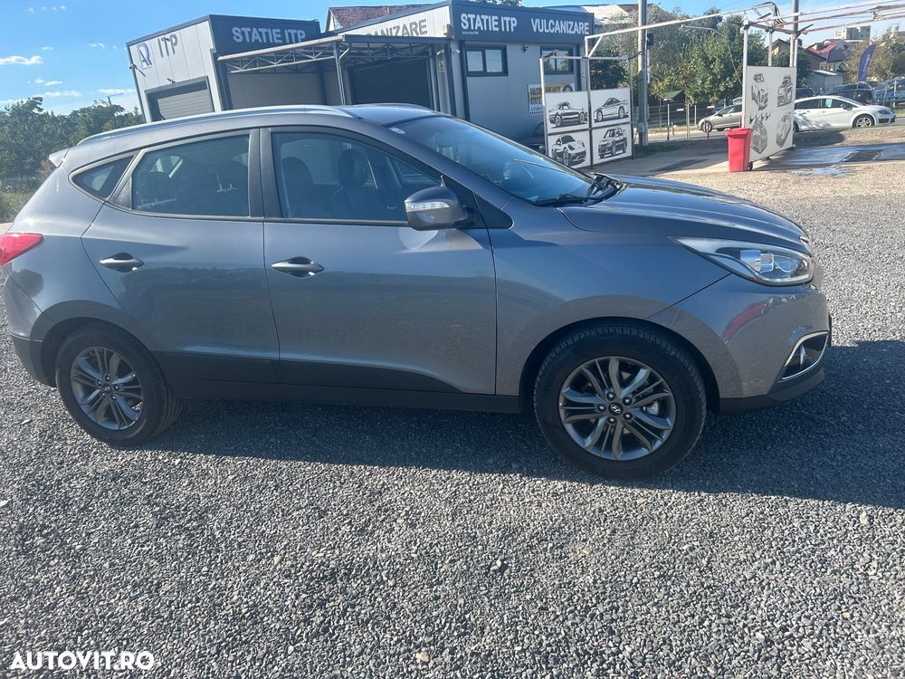 Hyundai ix35 2.0 CRDI 4WD Automatik Trend - 24
