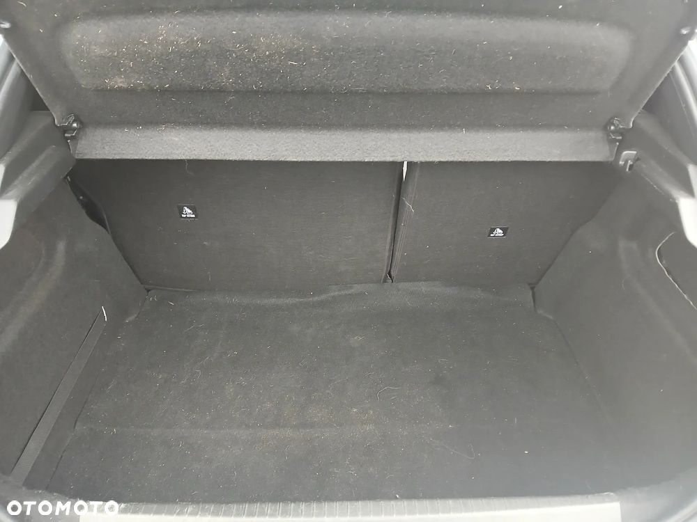 Peugeot 208 1.2 PureTech Style - 6