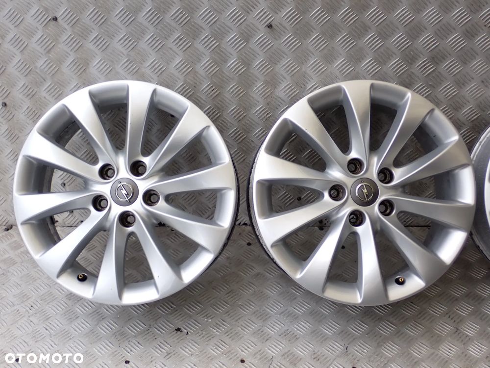 FELGI ALUMINIOWE OPEL ZAFIRA C 7JX17 ET 44 5X115 0P058 - 3