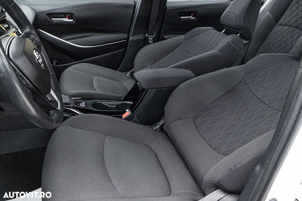 Toyota Corolla Sedan 1.5 TNGA CVT Business - 19