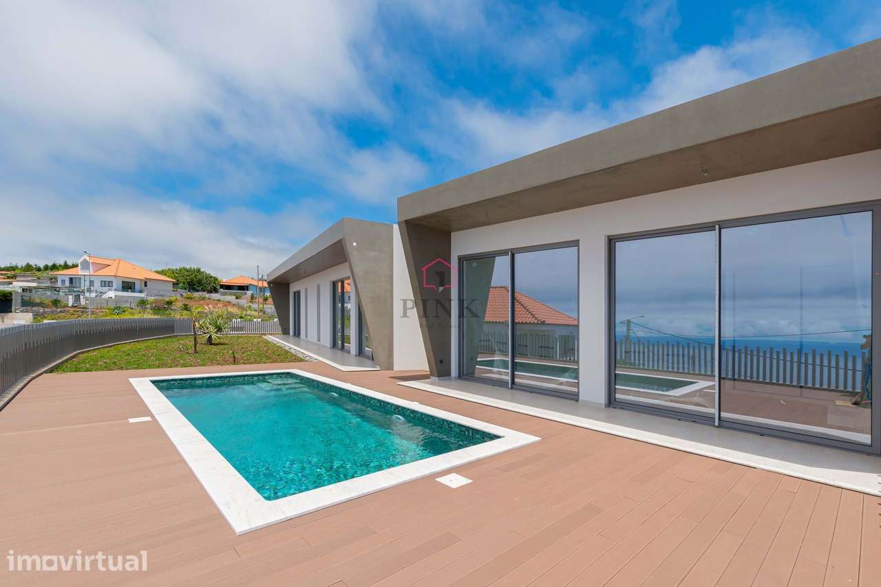 Moradia Moderna com Piscina - T3 na Ponta do Pargo, Calheta - Grande imagem: 3/23