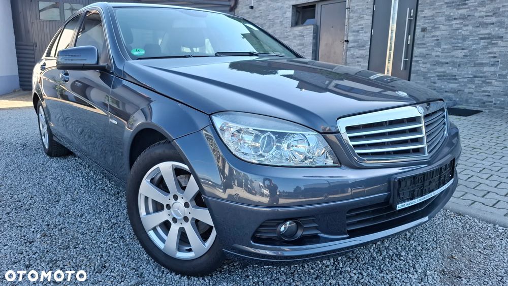 Mercedes-Benz Klasa C 180 BlueEFFICIENCY - 8