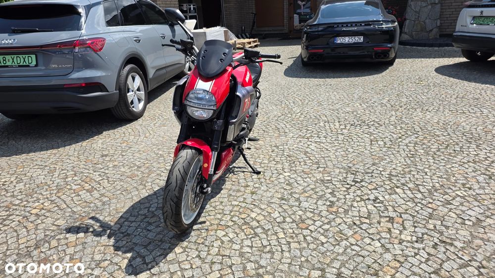 Ducati Diavel - 19