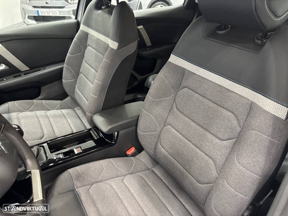 Citroën C4 1.2 PureTech Plus - 9