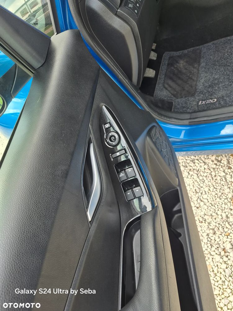 Hyundai ix20 1.6 CRDi blue Passion - 17