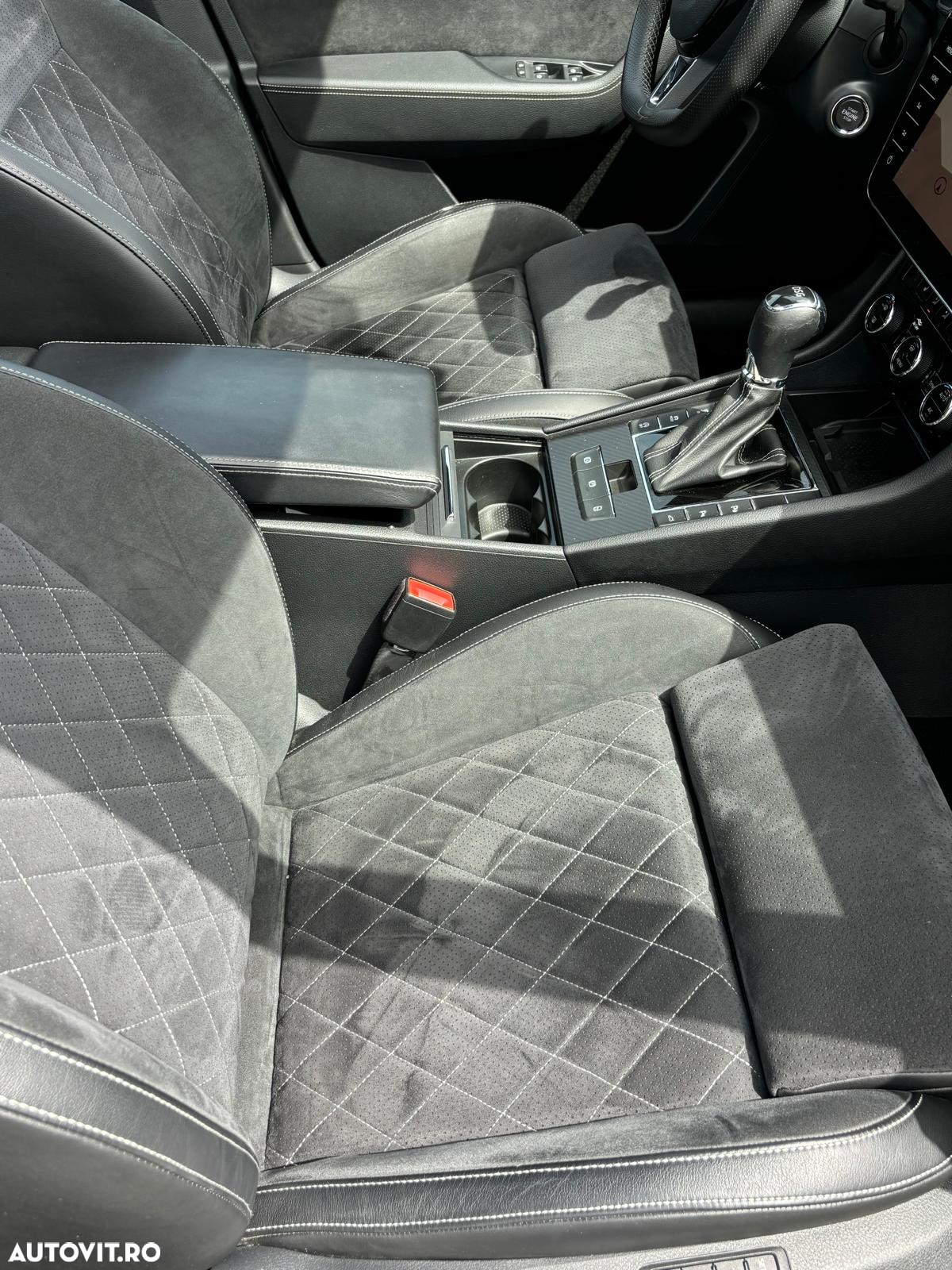 Skoda Superb 2.0 TDI DSG Sportline - 14